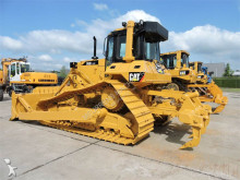 bulldozer Caterpillar D6M