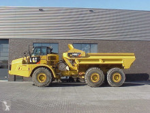Caterpillar 740