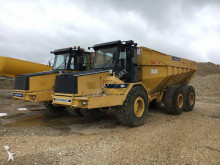 tombereau articulé Komatsu