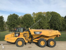 tombereau articulé Caterpillar