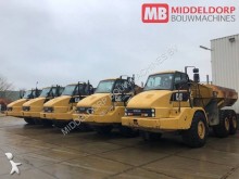 Caterpillar 725