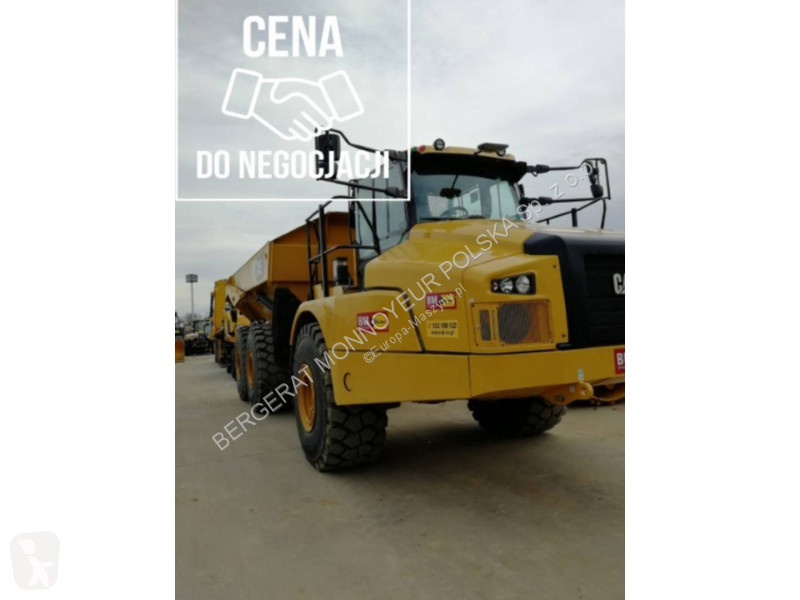 Vedeţi fotografiile Autobasculantă Caterpillar