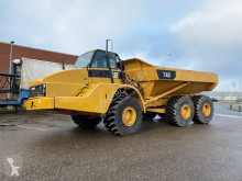 Caterpillar 740