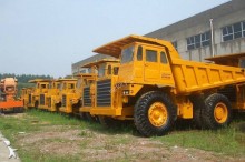 Komatsu HD325-6