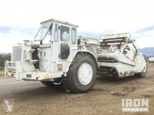 Décapeuse automotrice - scraper Caterpillar 623B