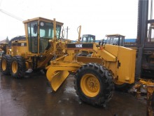 Caterpillar grader