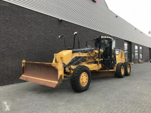 niveleuse Caterpillar 140M AWD
