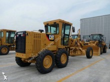 грейдер Caterpillar 140K