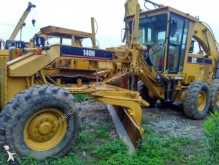 грейдер Caterpillar 140H