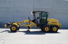 równiarka New Holland F 106.7A