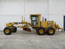 niveleuse Caterpillar 140H