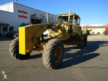 niveleuse Caterpillar 140H