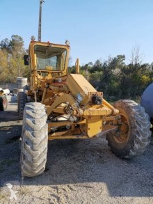 niveladora Caterpillar