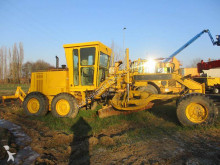 niveleuse Caterpillar 120 H