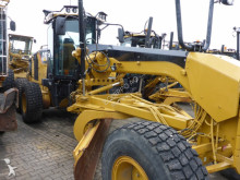 niveleuse Caterpillar 140M