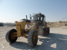 niveladora Caterpillar