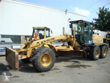 New Holland grader