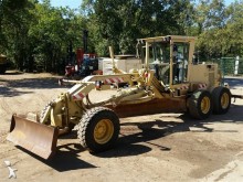 niveleuse Caterpillar 12H