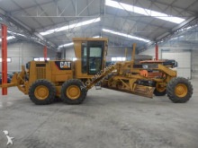 niveladora Caterpillar