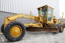 грейдер Caterpillar