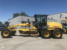 niveleuse New Holland F 156.6 A