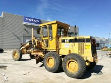 niveladora Caterpillar