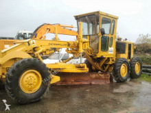 niveladora Caterpillar
