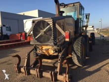 niveleuse Volvo G 740 B