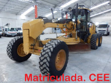 niveladora Caterpillar