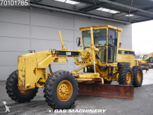 niveladora Caterpillar