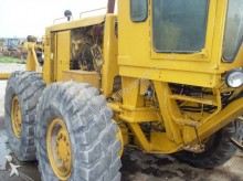 niveladora Caterpillar