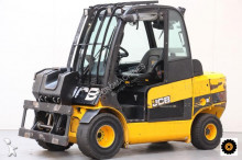chariot élévateur de chantier JCB