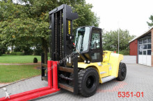 chariot élévateur de chantier Hyster
