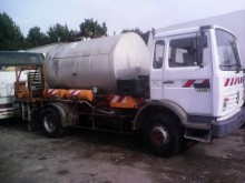 Renault road construction equipment