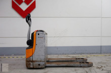 Still EXU16 Pedestrian pallet truck