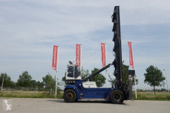 SMV containers handling heavy forklift