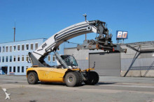 Liebherr Reach-Stacker