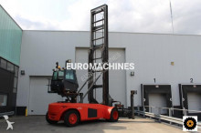 Linde containers handling heavy forklift