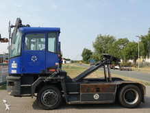 tracteur de manutention Kalmar TR618i 4x4 RoRo
