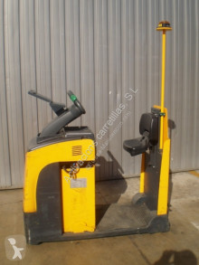 tracteur de manutention Jungheinrich