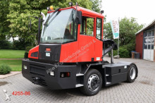 Kalmar handling tractor
