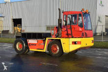 Kalmar handling tractor