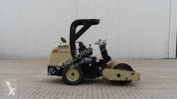 Ingersoll rand single drum compactor