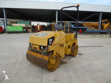Caterpillar tandem roller