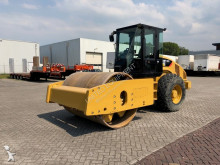 Caterpillar CS74 compactor / roller