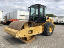 Caterpillar CS56 compactor / roller