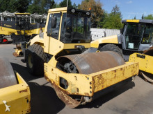 compactador monocilíndrico Bomag