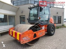 Hamm single drum compactor