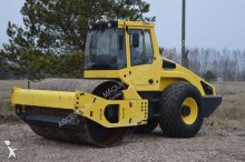 Bomag wheeled roller