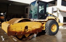monocilindru compactor Caterpillar